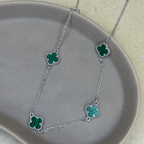 Ασημένιο κολιέ με πράσινο μαλαχίτη