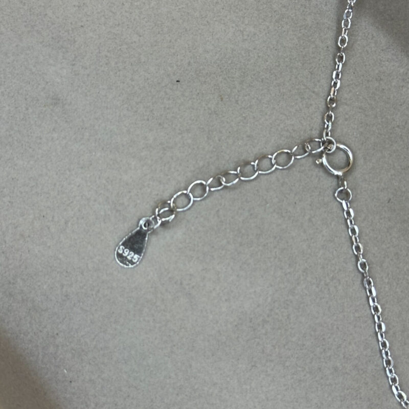 Ασημένιο κολιέ με πράσινο μαλαχίτη