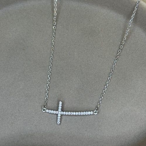 Ασημένιο κολιέ με σταυρό