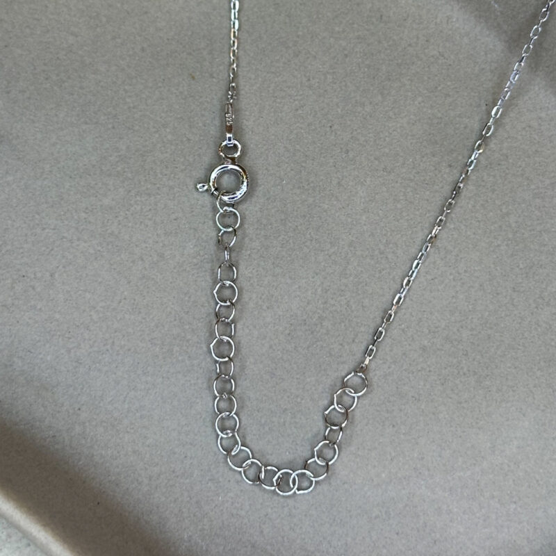 Ασημένιο κολιέ με σταυρό