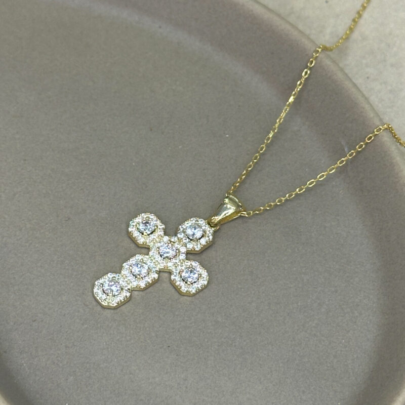 Ασημένιος Επιχρυσωμένος Σταυρός 925 με Λευκά Ζιρκόν